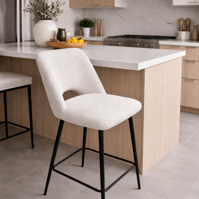 Hoker tapicerowany ORO - Jasny Beż